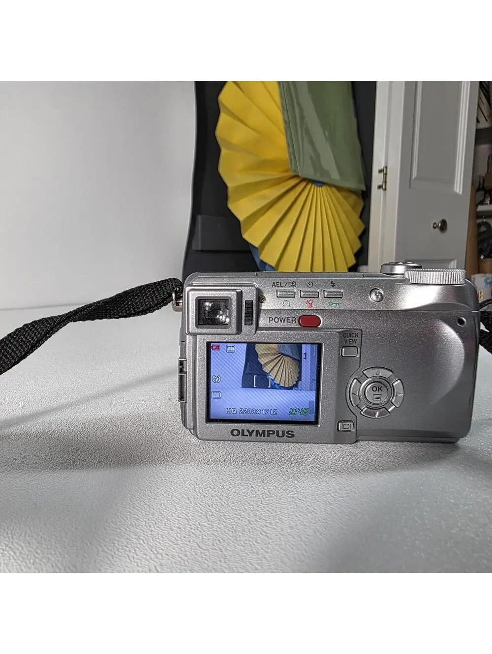 Olympus CAMEDIA C-765 Ultra Zoom 4.0MP Digital Camera - Silver W/Battery & Card